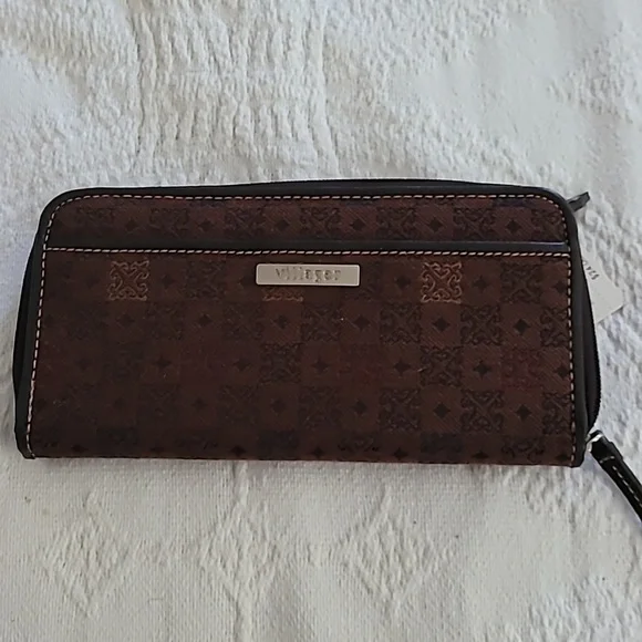 NWT Villager Wallet - Picture 1 of 5